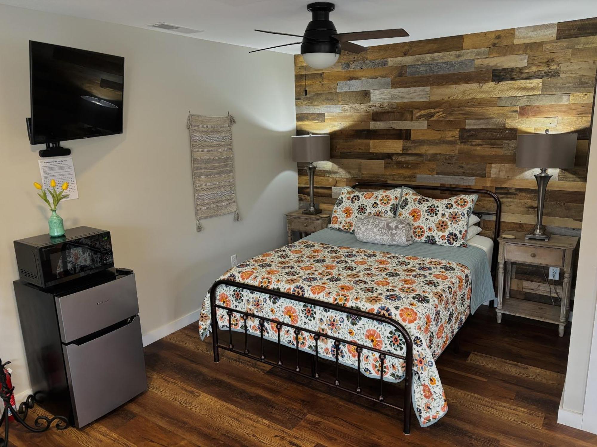 The Iris Garden Downtown Cottages And Suites Nashville Værelse billede